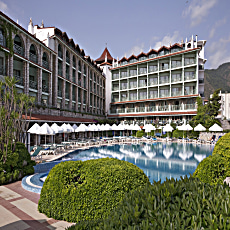 Martı La Perla +16